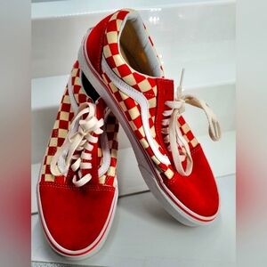 Vans Old Skool Shoes Low Top Mens 8 Women’s 9.5 Red White Checker Suede Lace Up